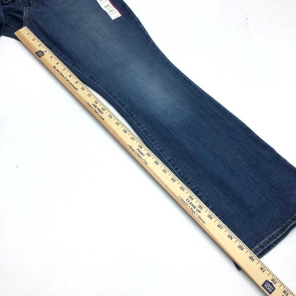 NEW Levi's Signature Jeans Women's Mid Rise Boot Cut Stretch size 12s length 30